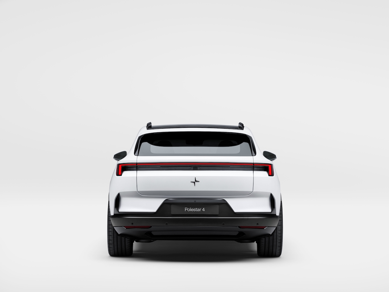 Medium-5821-9polestar-260629-2810-v004-1